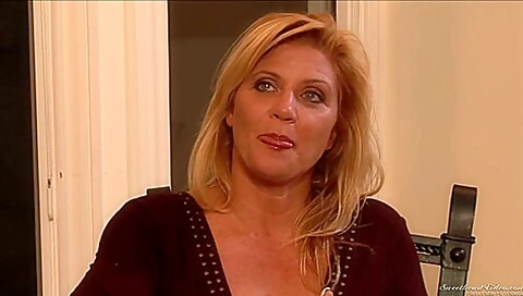 Ginger Loves Girls Scene 3 With Ginger Lynn And Mia Presley