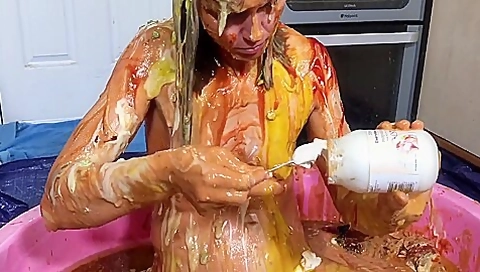 Extreme Messy Food! Horrendous!!!