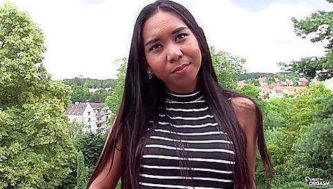 Beautiful Indonesian Killa Raketa Masturbates And Reaches Wild Orgasms